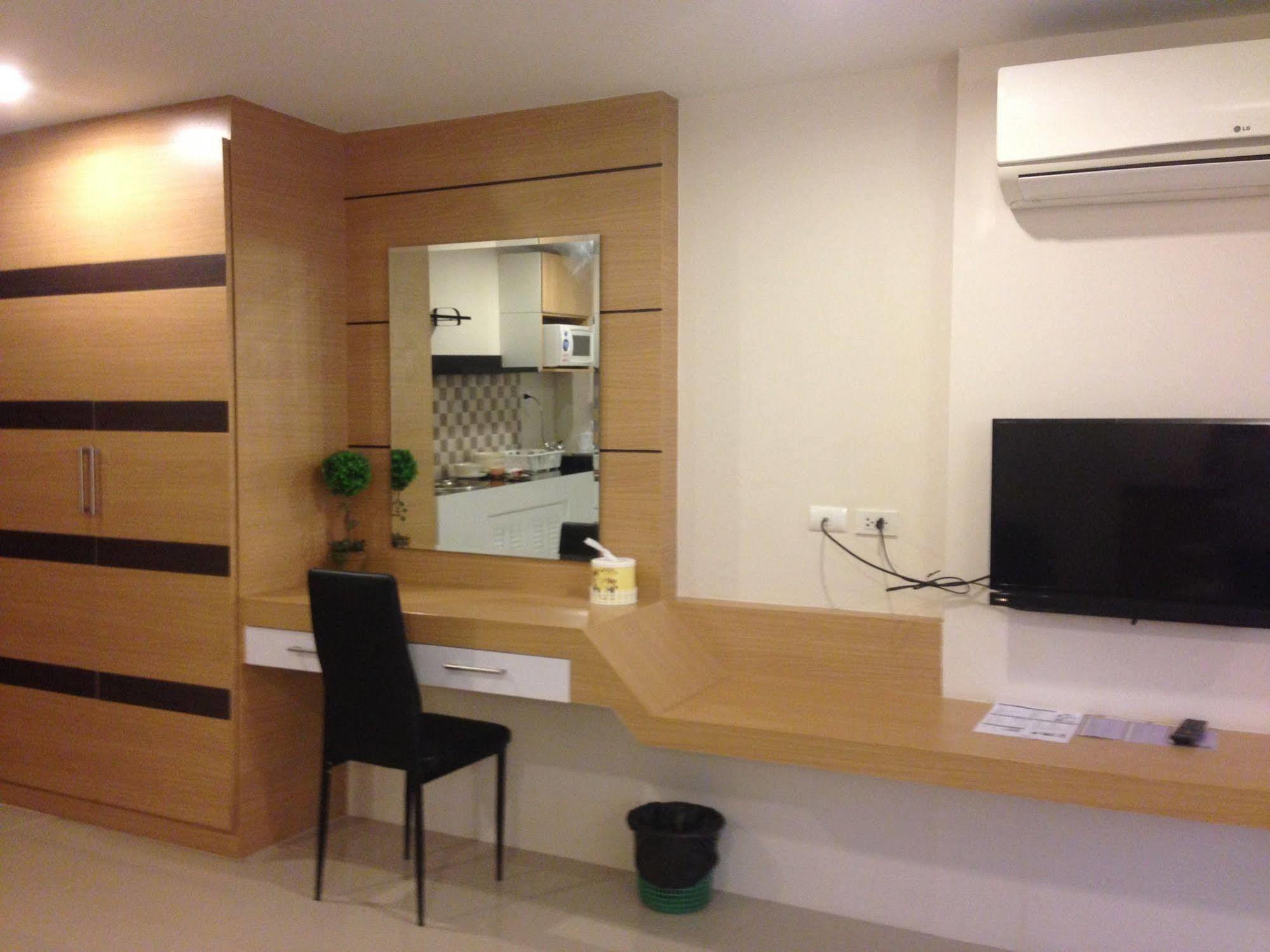 Chitra Suite Pattaya Dış mekan fotoğraf