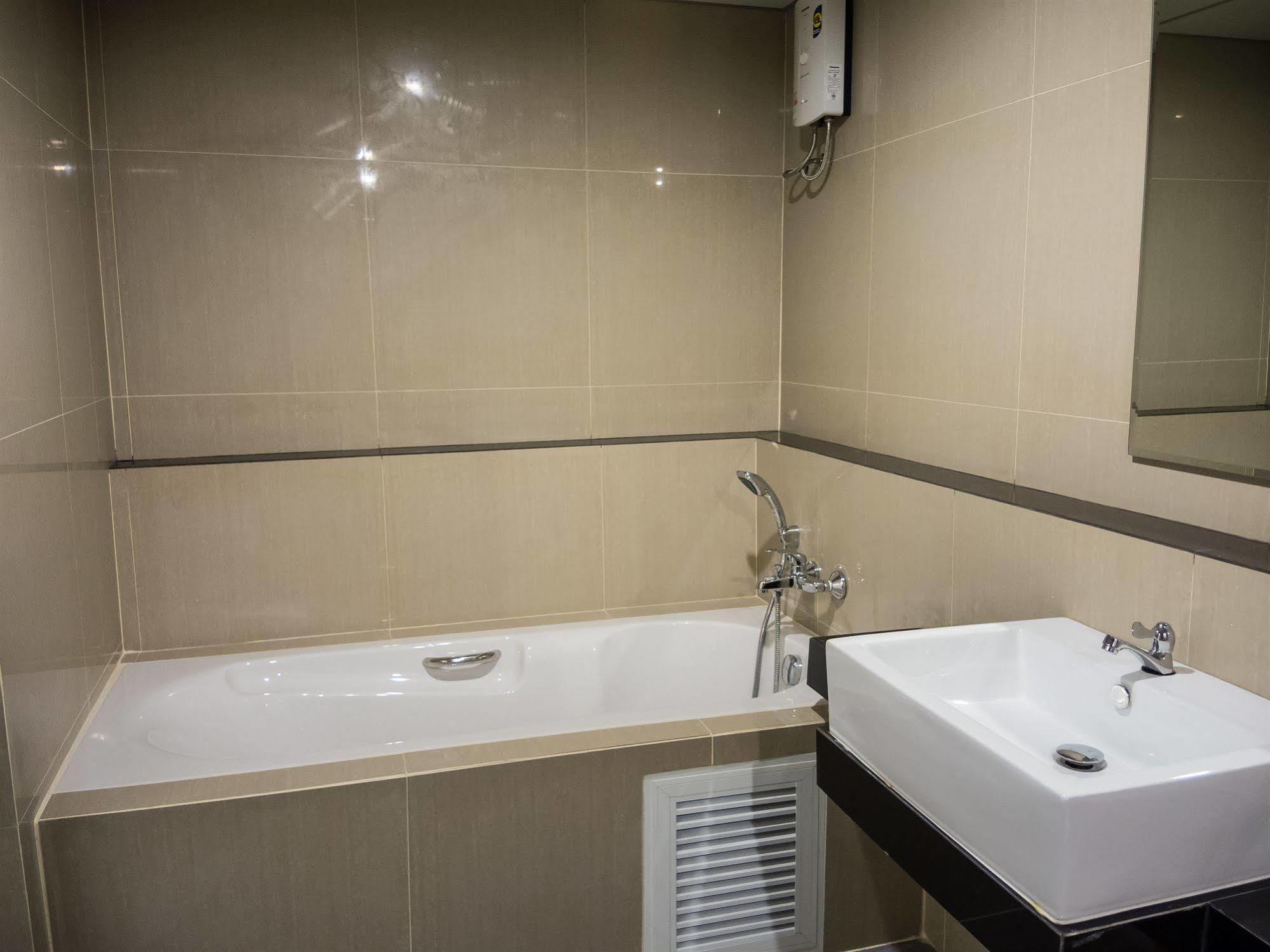 Chitra Suite Pattaya Dış mekan fotoğraf